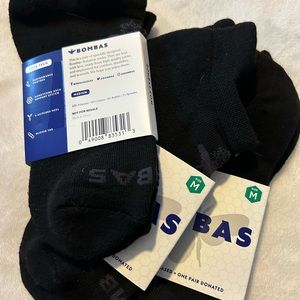 Set of 3 black BOMBAS footie socks. Size medium